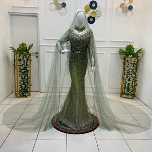 Gaun resepsi Hijau