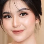 Make up wisuda Simple elegan untuk semua warna kulit