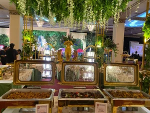 Menu prasmanan sederhana tapi mewah untuk acara di rumah