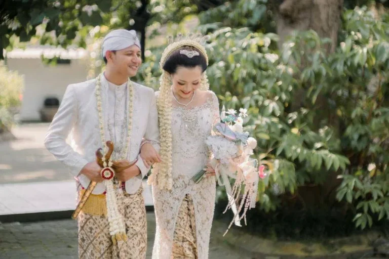 Pantangan Pengantin Baru Sebelum 40 Hari Menurut Primbon